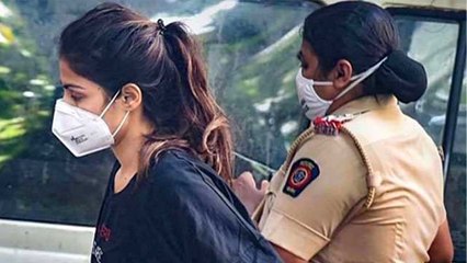 Rhea को  judicial custody में भेजा गया, video confrencing के जरिए सुनवाई | FilmiBeat
