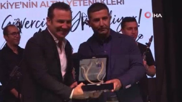 Altın Güvercin. Ferhat Göçer konseriyle start aldı