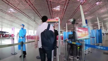 가족과 생이별에 결혼식 연기까지...일상의 마비 / YTN