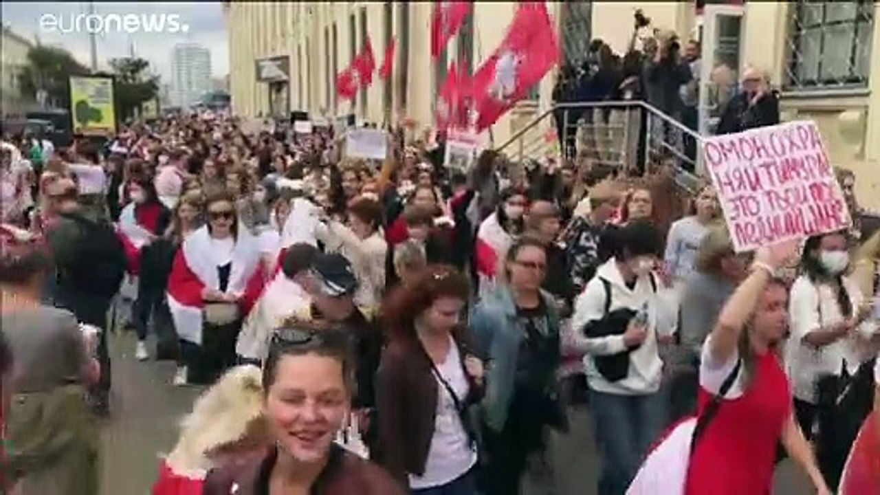 "Пошел вон, ты и твой ОМОН": жительницы Минска...