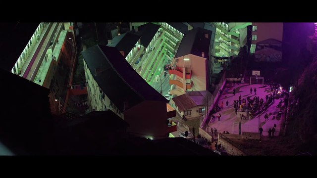 映画『エマ、愛の罠』コメント