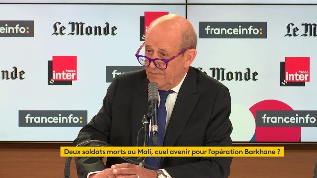 Jean-Yves Le Drian : Nous formons les armées des cinq pays du G5 Sahel pour qu'ils assurent eux-mêmes leur propre sécurité à l'avenir. Près de 5 000 hommes aguerris mènent combat avec nous en ce moment même