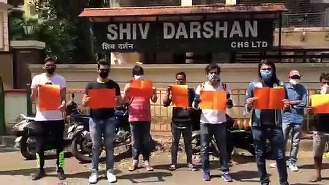 Hamari Bahu Silk Crew members protest outside producers House for non payment of dues