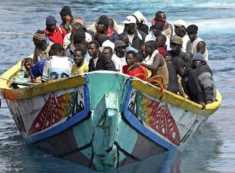 El Gobierno instala en hoteles de lujo a los 117 inmigrantes llegados en pateras a Canarias