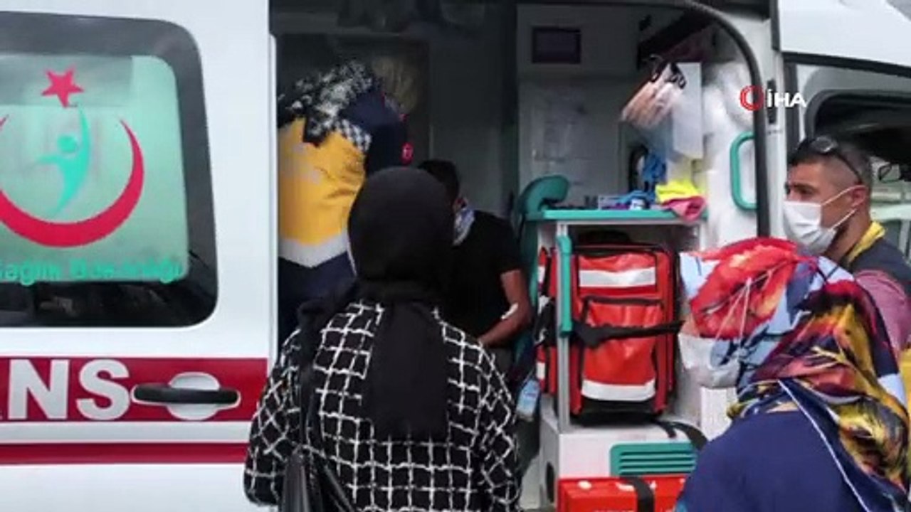 - Kocaeli’de 3 otomobil çarpıştı: 5 yaralı