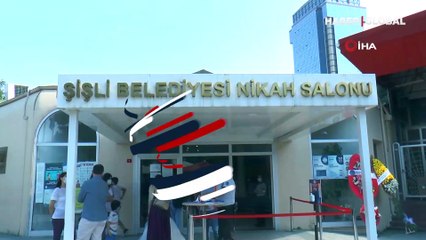 Şişli'de nikâh salonunda ailelerden para alan 'sahte görevli' alarmı