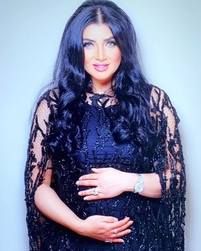 شهد الياسين تعلن عن نوع جنينها في احتفال عائلي مبهج