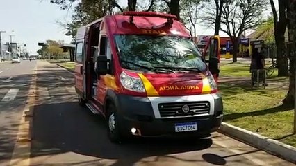 Ciclista sofre fratura em queda na Avenida Brasil