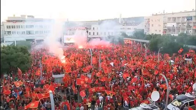 Après les législatives, les pro-européens défilent au Monténégro