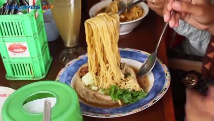 Mie Ayam Terbang, Kok Bisa