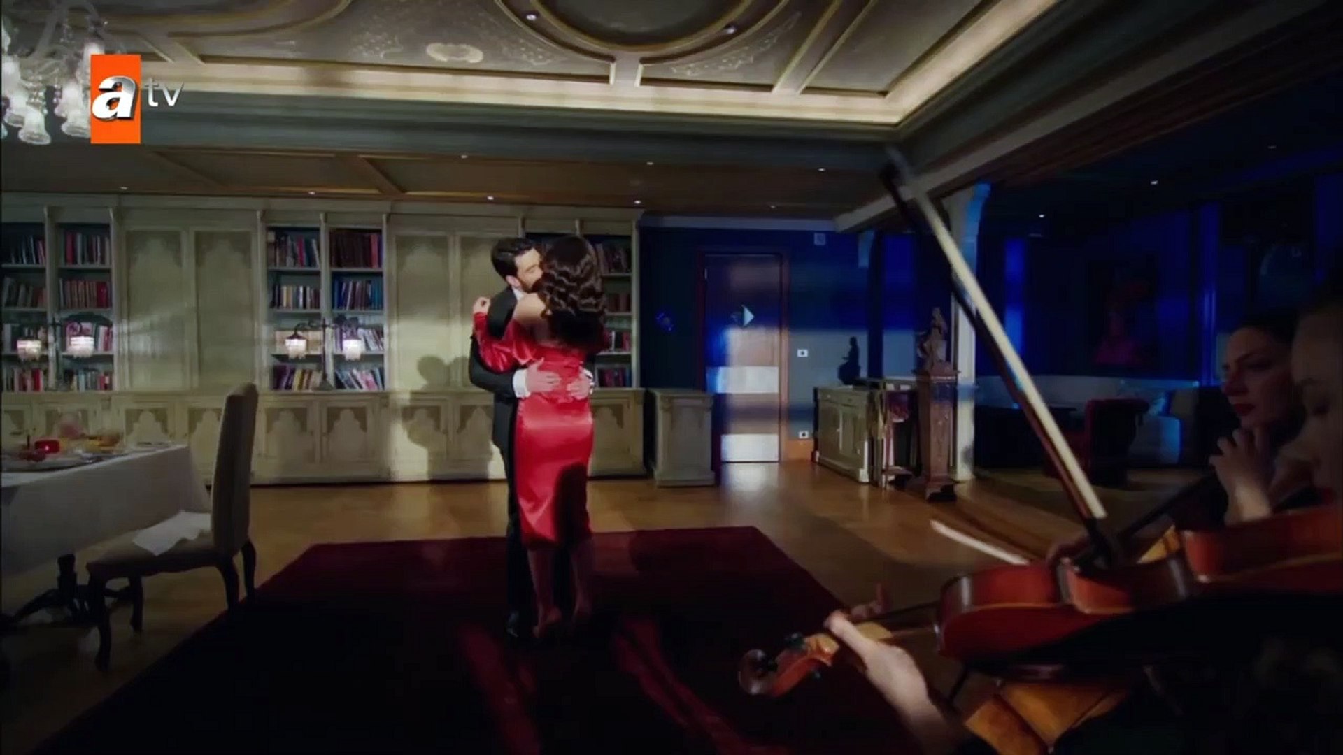 ⁣Reyyan & Miran Hercai  - Secret Love Song (spanish version)