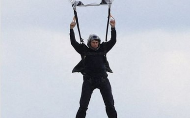 Tom Cruise's epic mountain motorbike stunt for Mission: Impossible 7