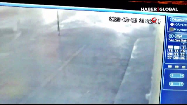 Para karşılığı cinsel ilişki teklif ettiği kadının çantasını alıp kaçtı