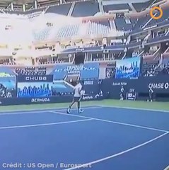 Tennis : Djokovic exclu de l’US Open après un geste controversé