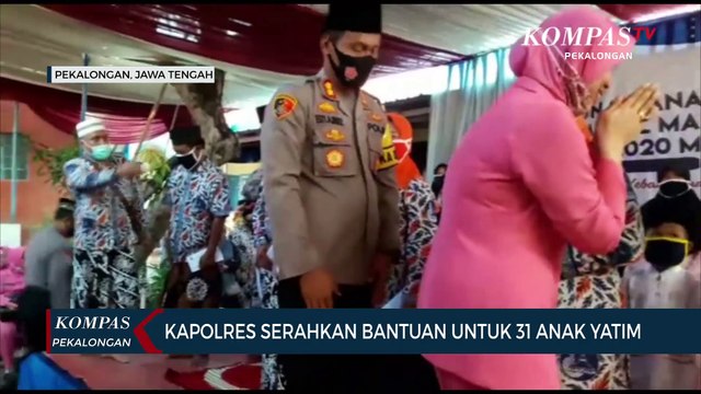 Kapolres Serahkan Bantuan Untuk 31 Anak Yatim