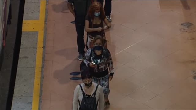 Aumentan los usuarios de transporte público en Madrid y Barcelona