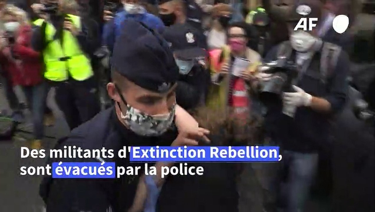 Pologne: Extinction Rebellion dénonce "l'inaction" du pouvoir sur la crise climatique
