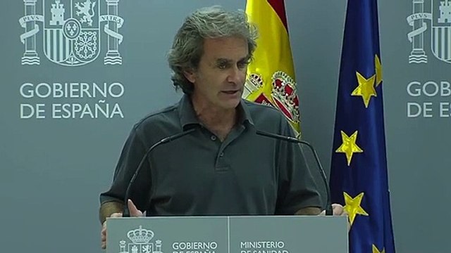 Fernando Simón, sobre la vacuna del coronavirus: Como no se podrá vacunar a todo el mundo habrá que elegir ciertos grupos de interés para empezar por ahí