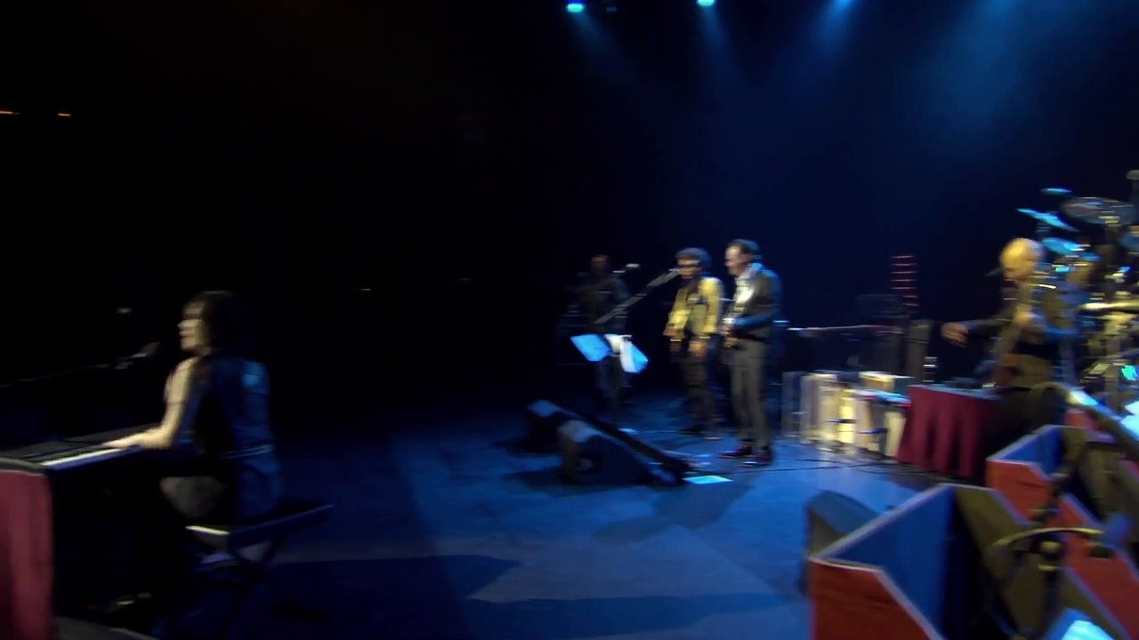 Chocolate Jesus (Tom Waits cover) Beth Hart & Joe Bonamassa (live