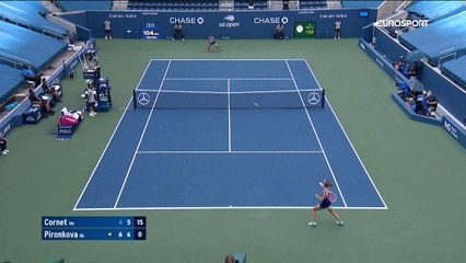 Un rallye de 40 coups qui valait bien une pause : le point marathon remporté par Cornet