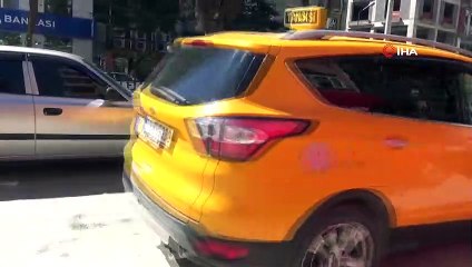 Üç aracın karıştığı zincirleme trafik kazasında 1'i bebek 2 kişi yaralandı