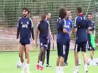 Mert Hakan Yandaş takımdan ayrı düz koşu yaptı