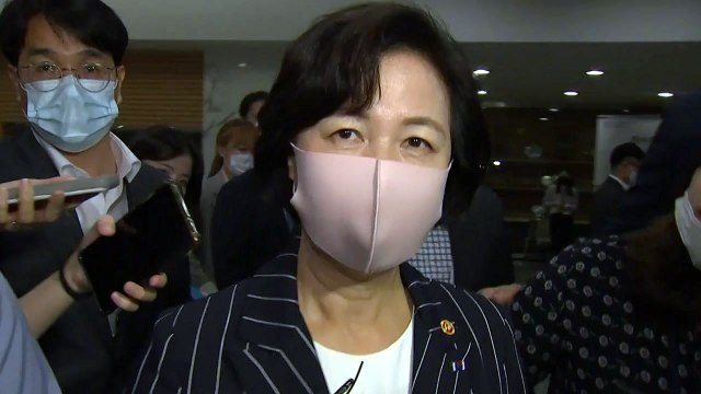 [뉴있저] 야당·보수언론, 추미애 아들 논란 총공세...추미애 측 모두 사실 아냐 / YTN