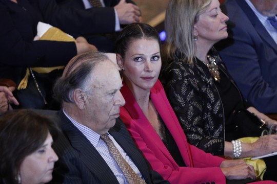 Crónica Rosa: El vídeo promocional de Esther Doña