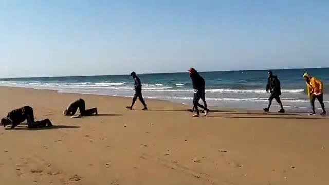 Llegada de más de 100 inmigrantes ilegales en pateras a la Bahía de Cádiz