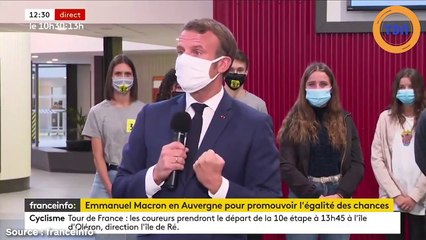 E.Macron pris d'une violente quinte de toux devant des lycéens… à cause de son masque