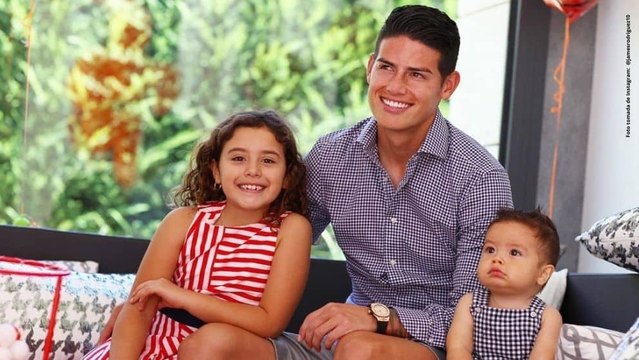 Exclusivo detrás de cámaras de James Rodríguez y su lado más tierno