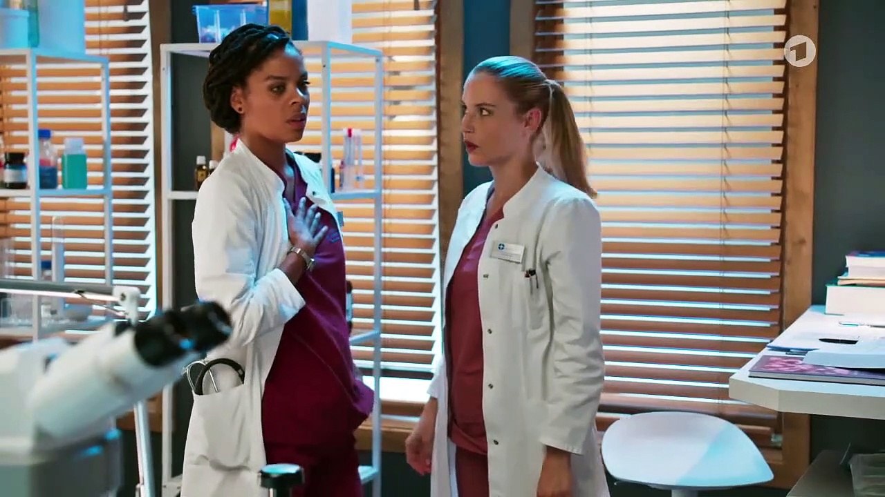 Schmerzen (167) - In aller Freundschaft – Die jungen Ärzte