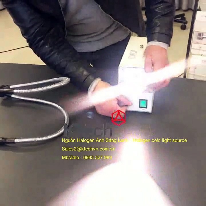 Nguồn lạnh Halogen cho kính hiển vi 100W, 12V