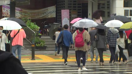 [날씨] 내륙 곳곳 소낙성 비...한낮 대체로 선선 / YTN