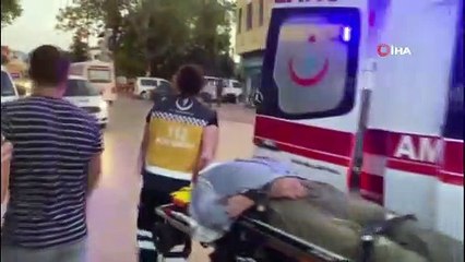 Motosiklet otomobile böyle çarptı