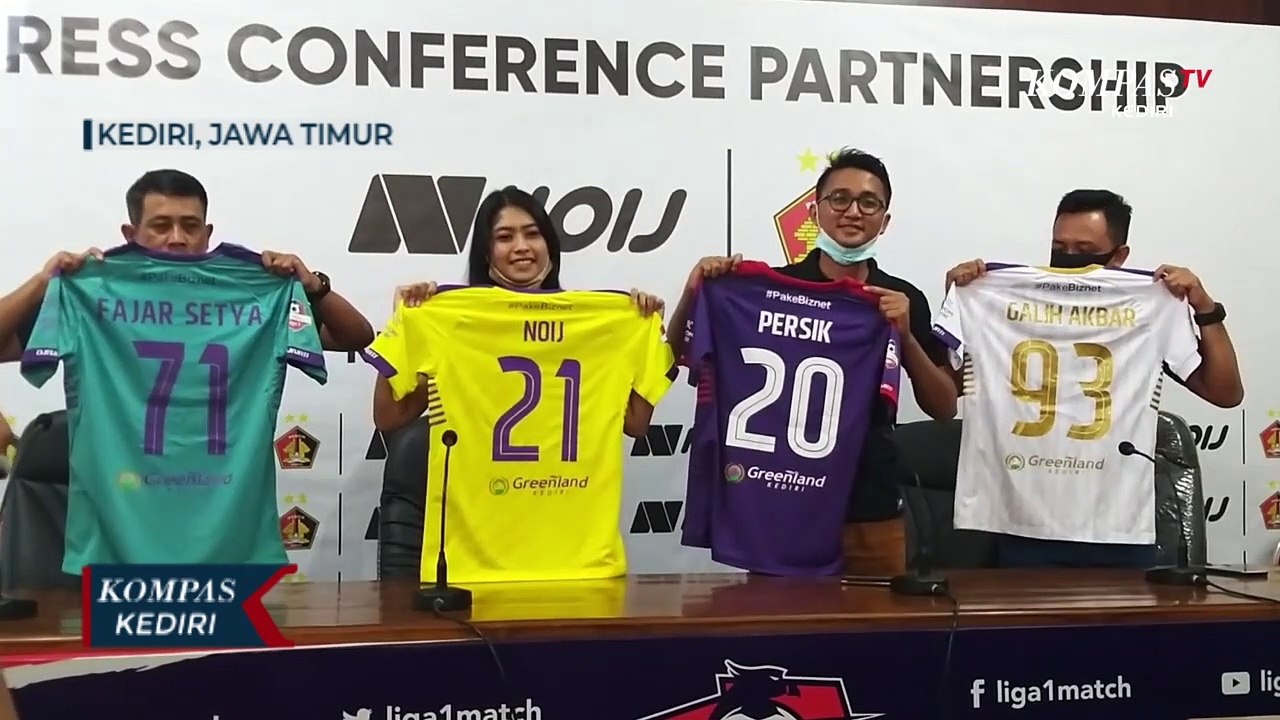 Persik Kediri Luncurkan Jersey Terbaru Jelang Lanjutan Liga 1