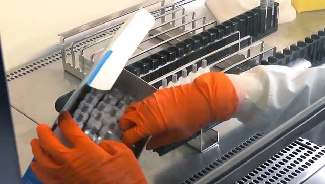 AstraZeneca suspende el ensayo de vacuna Covid por una enfermedad potencialmente inexplicable