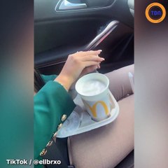 Elle vous montre comment faire un Frappuccino "made in McDonald's"