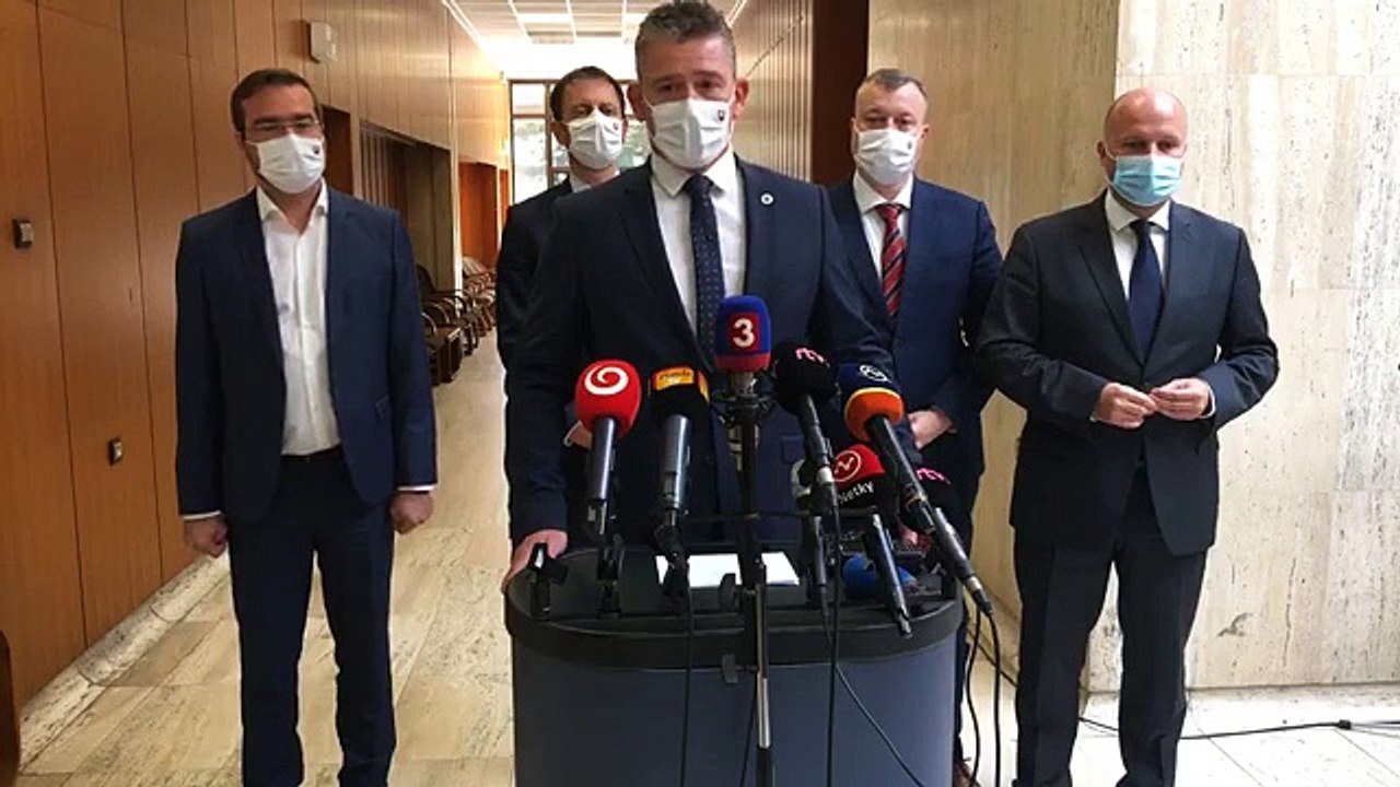 ZÁZNAM: Brífing ministrov po rokovaní Vlády SR