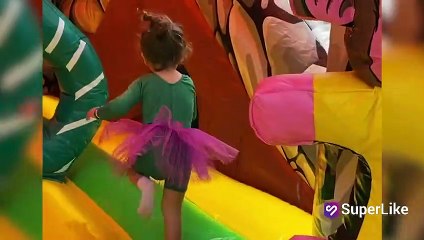Así le celebraron Alejandro Riaño y Mari Manotas los 2 años a Matilde
