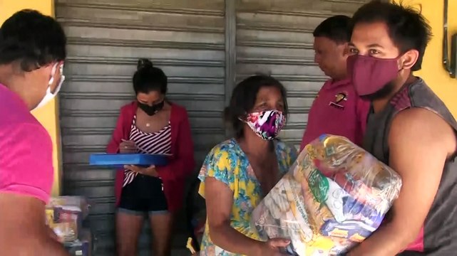 Comunidades ciganas, do Centro Sul cearense, receberam cestas básicas