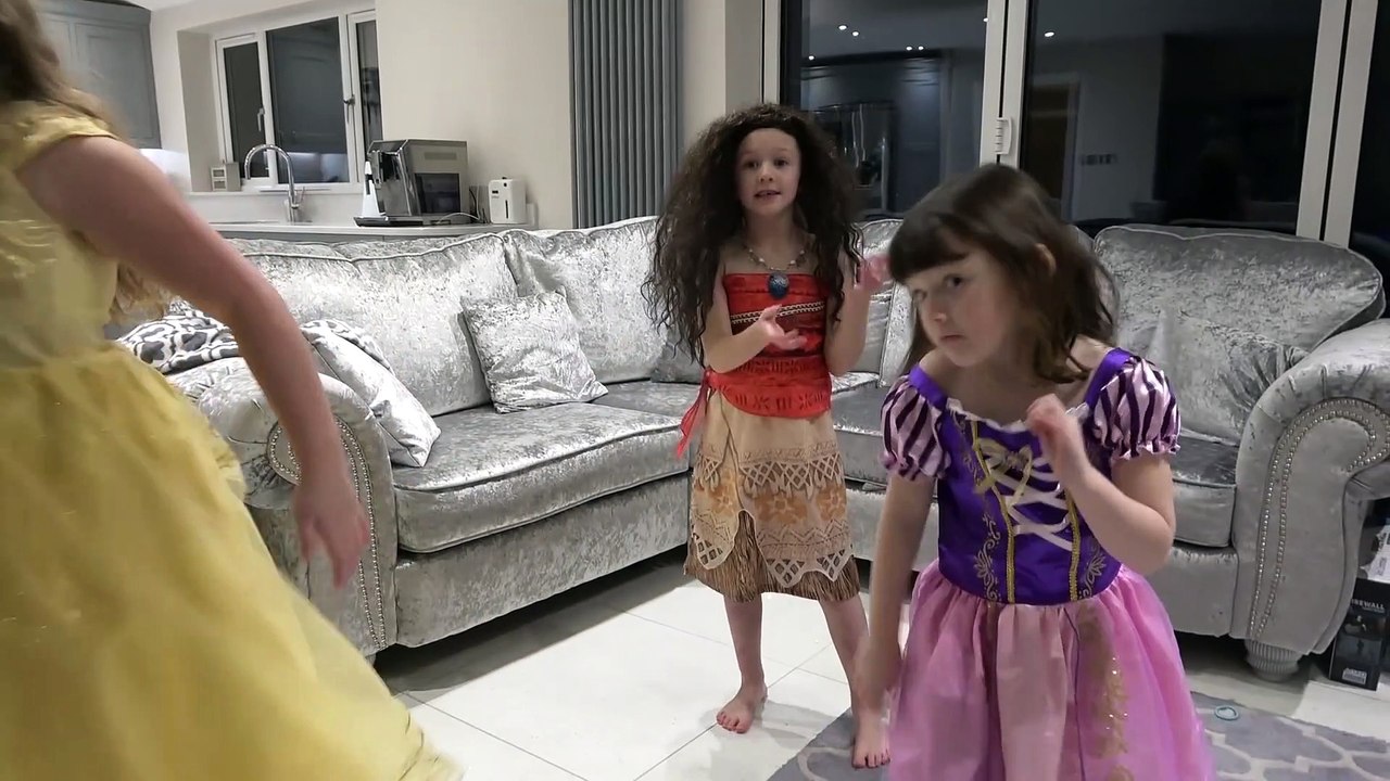 Sophia Isabella e Alice e João Paulo de Carvalho Lofiego em Aventuras Episódio  (9)
