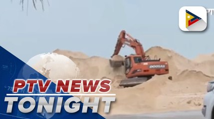 White sand project drawing curious sightseers