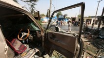 مقتل و إصابه العشرات بتفجير استهدف موكب نائب الرئيس الأفغاني