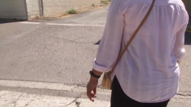 La extrabajadora de la residencia de Lliria explica ante la Guardia Civil las grabaciones