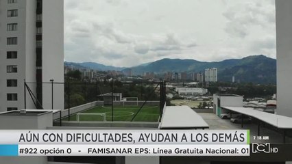 Residentes de un edificio en Medellín ayudan a sus vecinos con popular mesa comunitaria