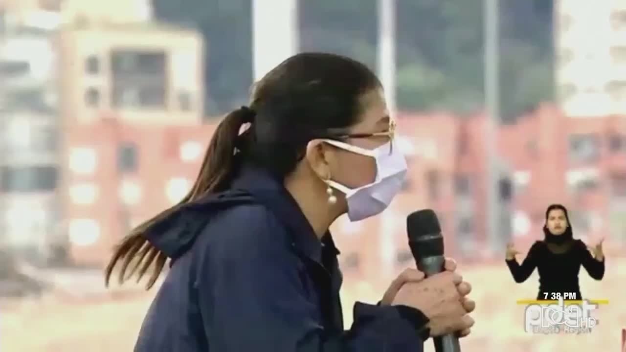 “Yo lo que quiero es que ustedes me digan la verdad”: víctima de las Farc niega abrazo a Sandra Ramírez