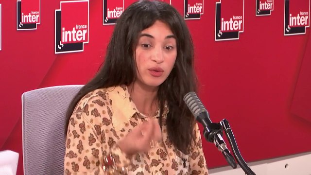 Camélia Jordana : Emmanuel Mouret est l'un des quelques auteurs et réalisateurs français pour lesquels le français est une chose à laquelle il s'accroche férocement