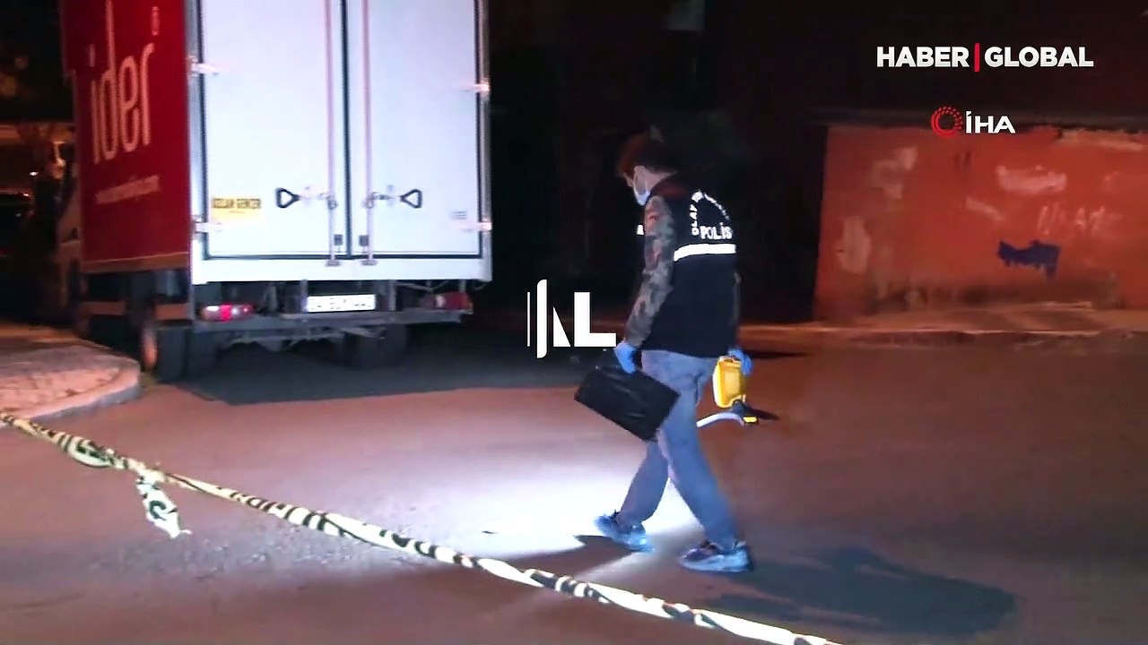 Sultanbeyli'de kendisine yan bakan kişiye kurşun yağdırdı: 1 yaralı