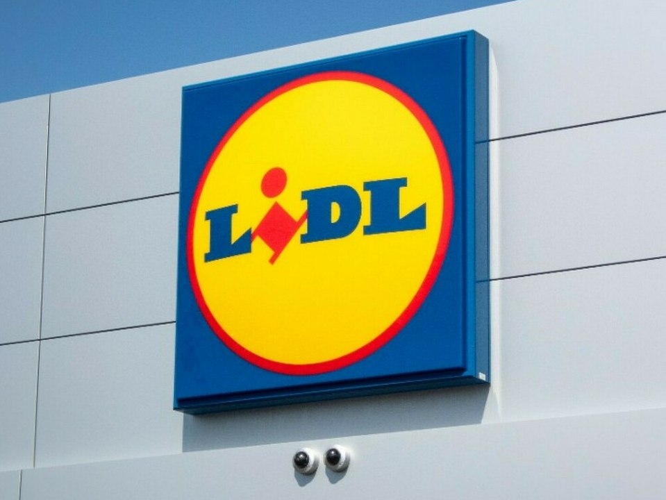 Rot, gelb, blau: lidl startet eigene modekollektion